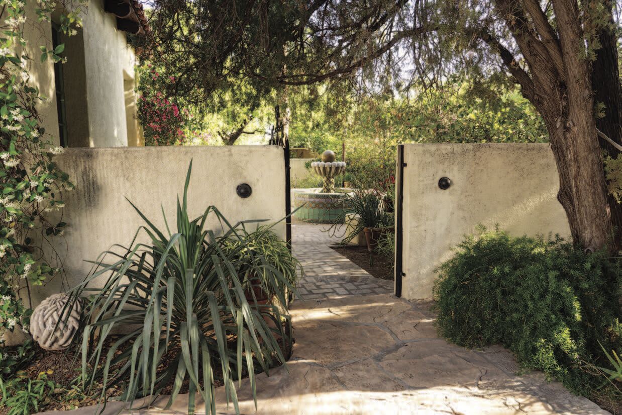 Waterfall Home_Fountain.jpg